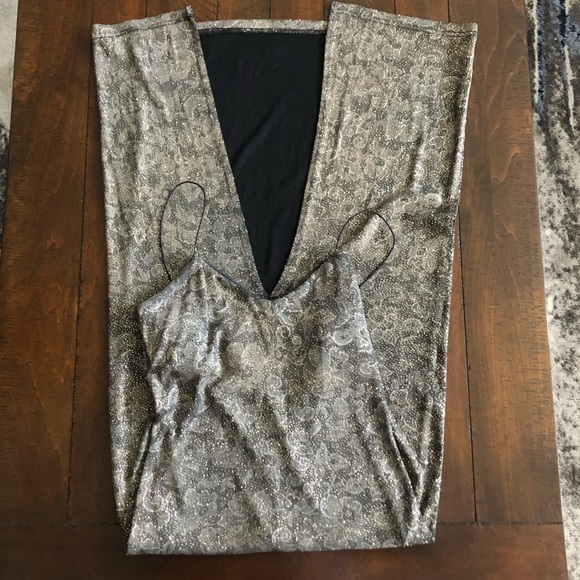 Laura black with muted print & gold sparkles evening gown skinny straps size 6 p - Picture 5 of 6